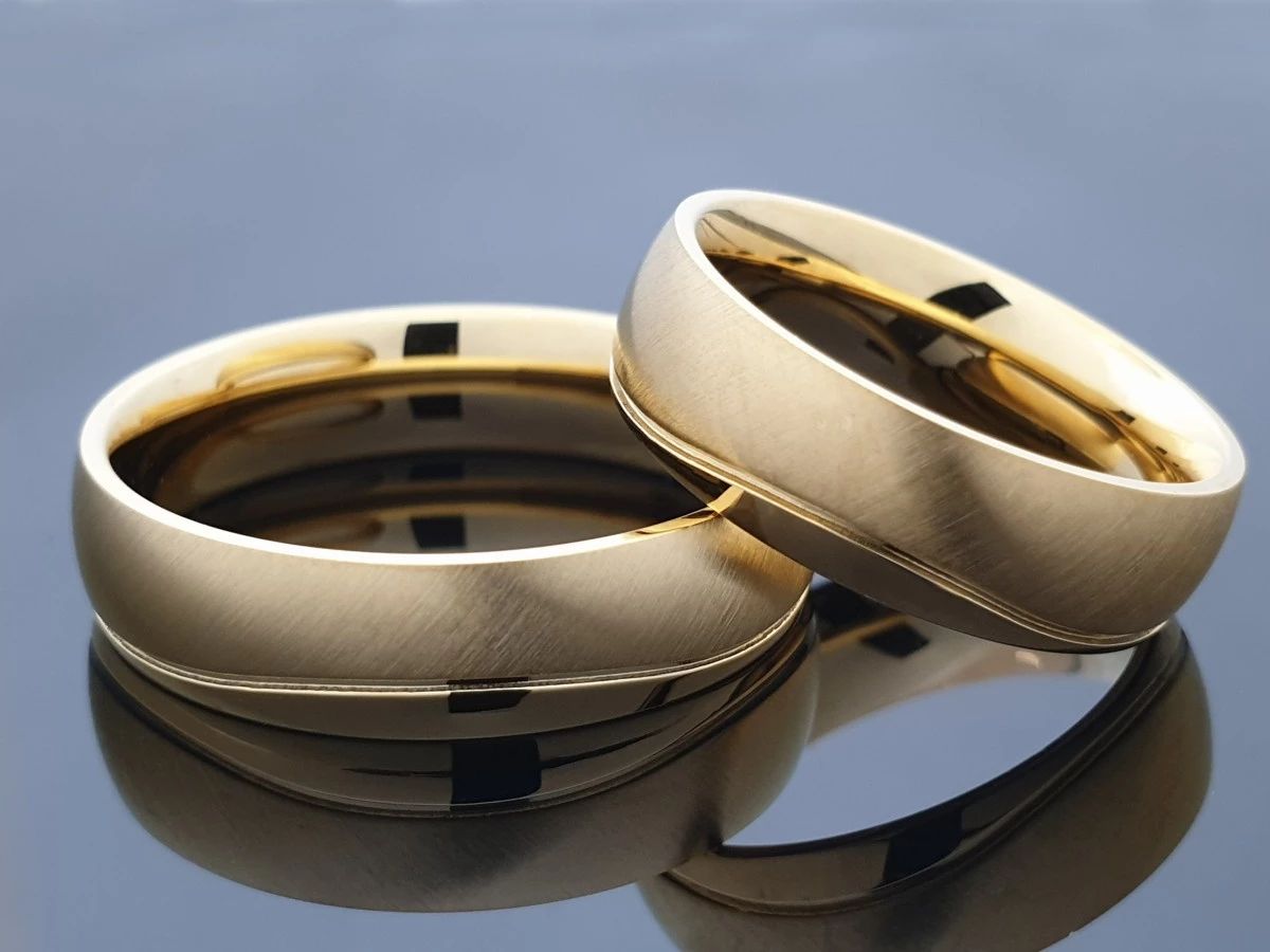 Minimalistiniai vestuviniai žiedai – daugiau, nei madinga